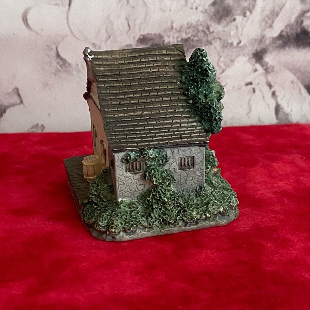 Vintage Collectible City Marshall’s Office Miniature - Picture 4 of 9